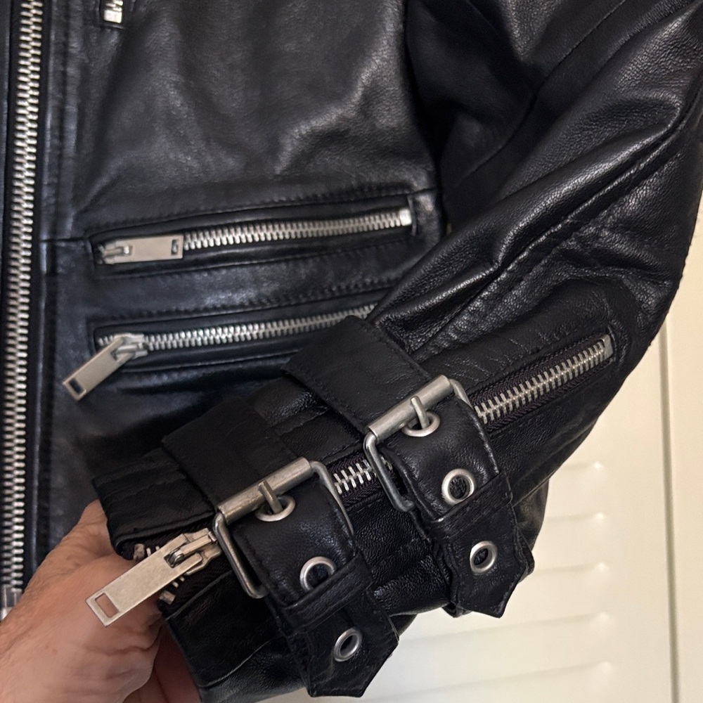 Source Unknown Black Leather Biker Jacket 100% Sheep Leather - Picture 3 of 13
